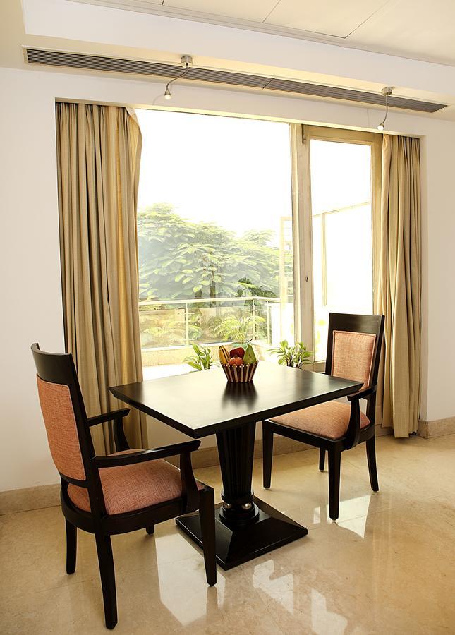 Inde Hotel Vista Woods Huda City Centre, Gurgaon Exterior foto